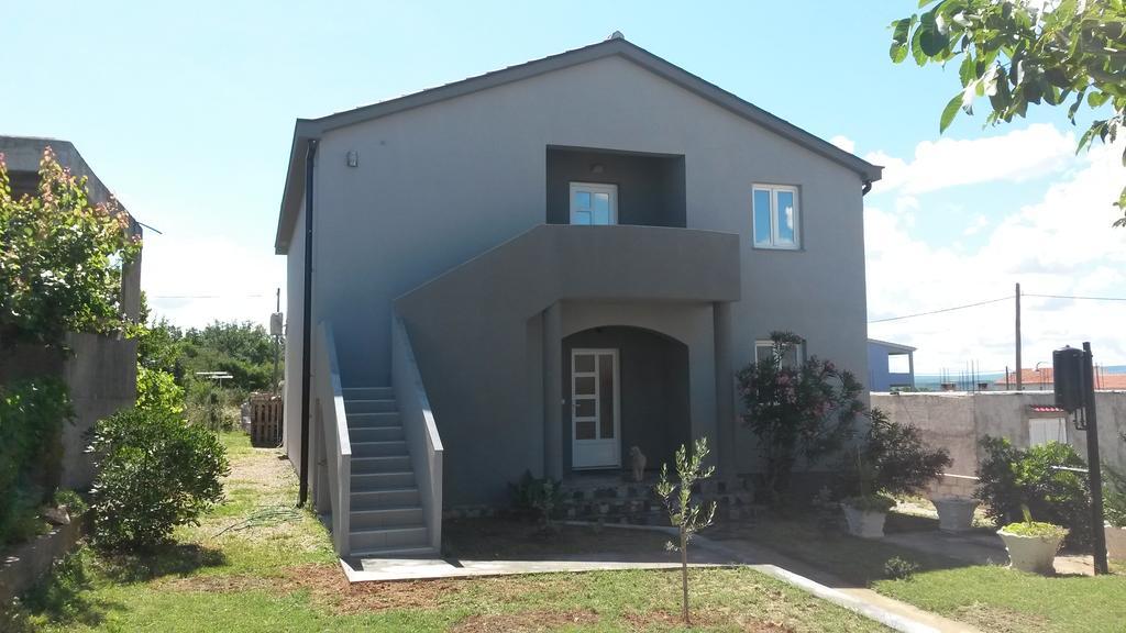 Apartman Monte Cristo Maslenica Exterior foto
